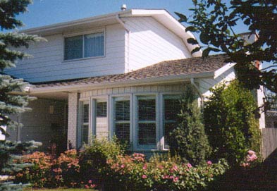 Mcginnis Residence Edmonton, AB - Front Before